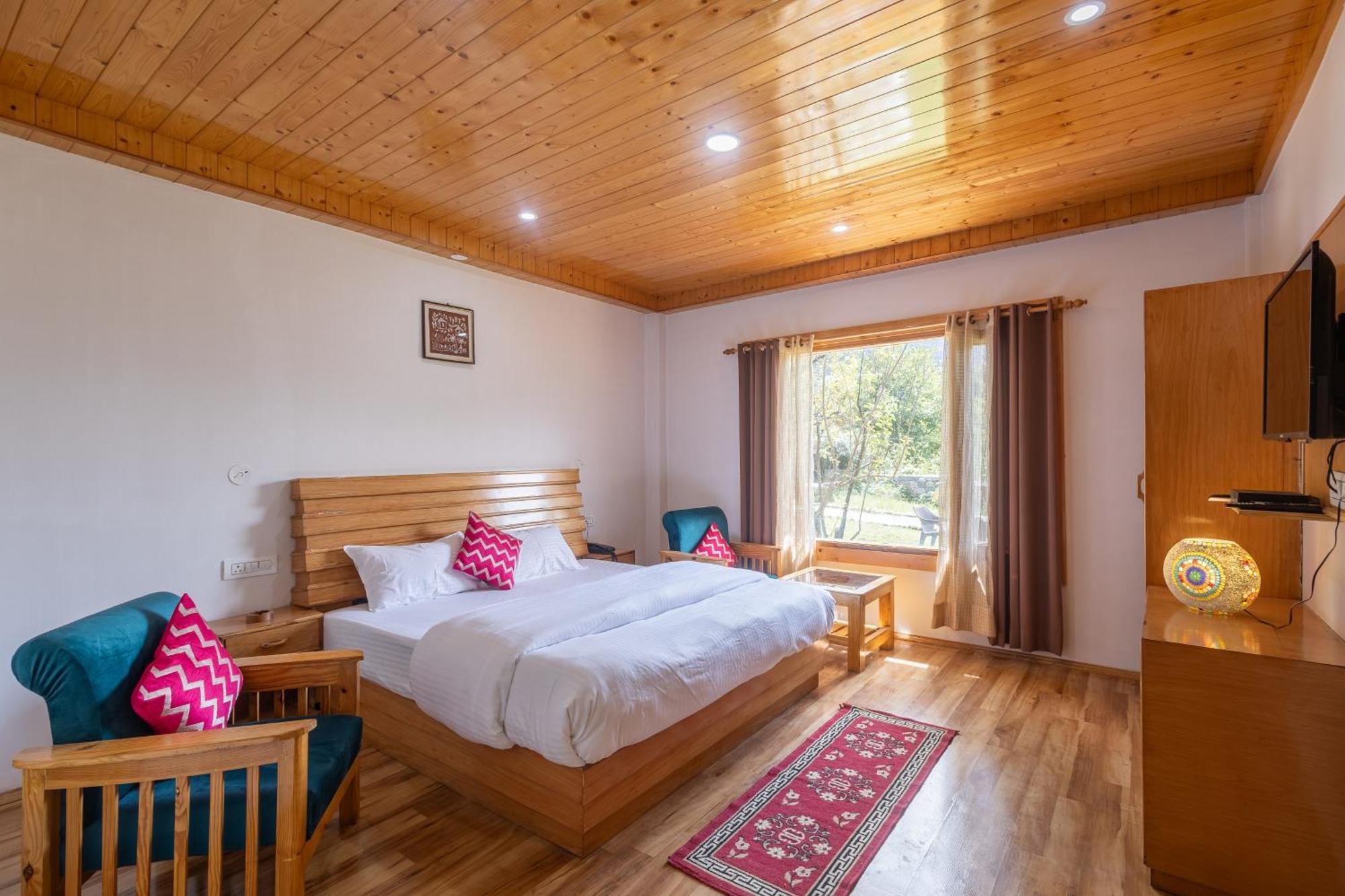 Aroha Residency- A Countryside Resort Manali  Exterior photo